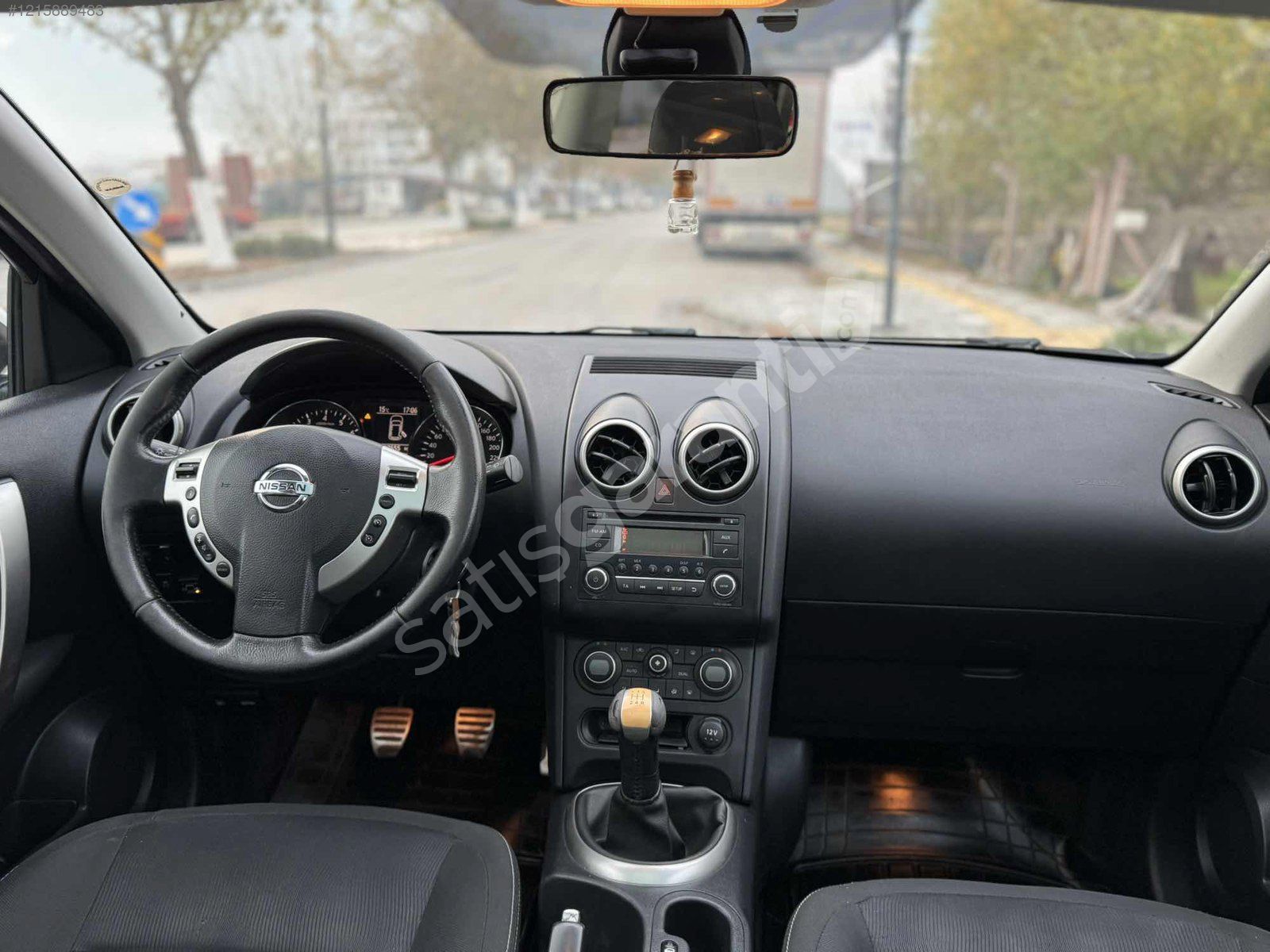 KARAPINAR OTOMOTİV DEN 2012 Qashqai 1.6 TEKNA SKY PACK HATASIZ