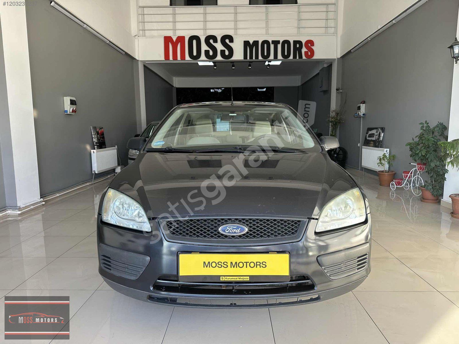2006 MODEL HATASIZ BOYASIZ TRAMERSİZ OTOMATİK 190 BİN KM FOCUS
