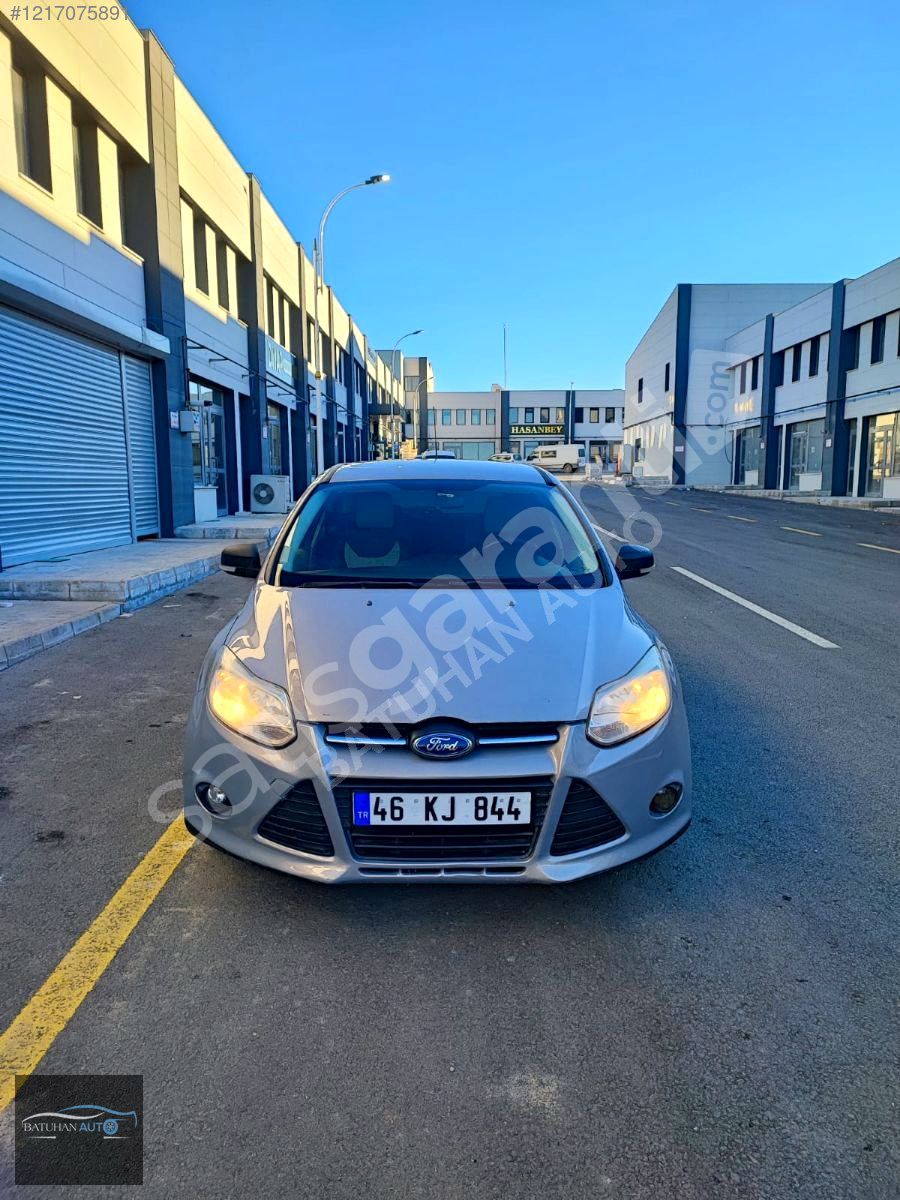 2013 FORD FOCUS TRENDX KREDİ KARTINA TAKSİT OLUR