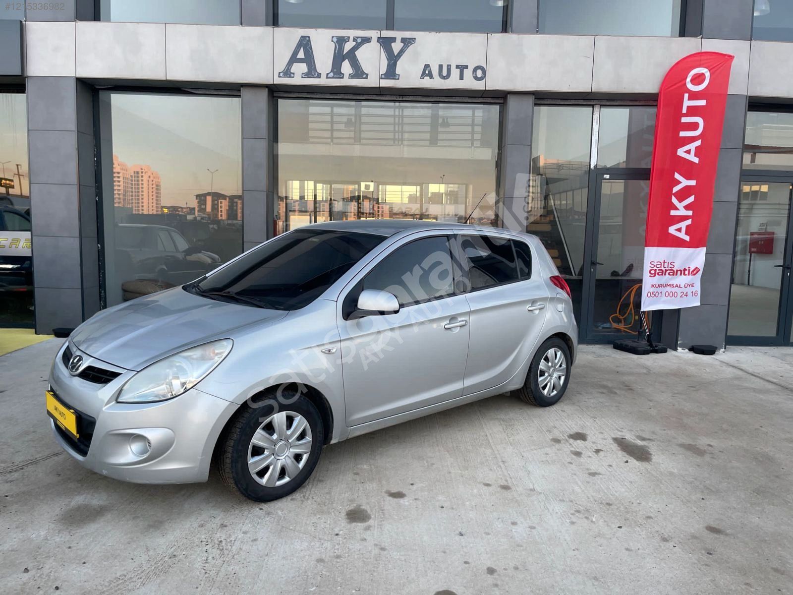 2011 HYUNDAİ İ20 1.2 BENZİNLİ 150.000 KM K.KARTINA 12 AY TAKSİT