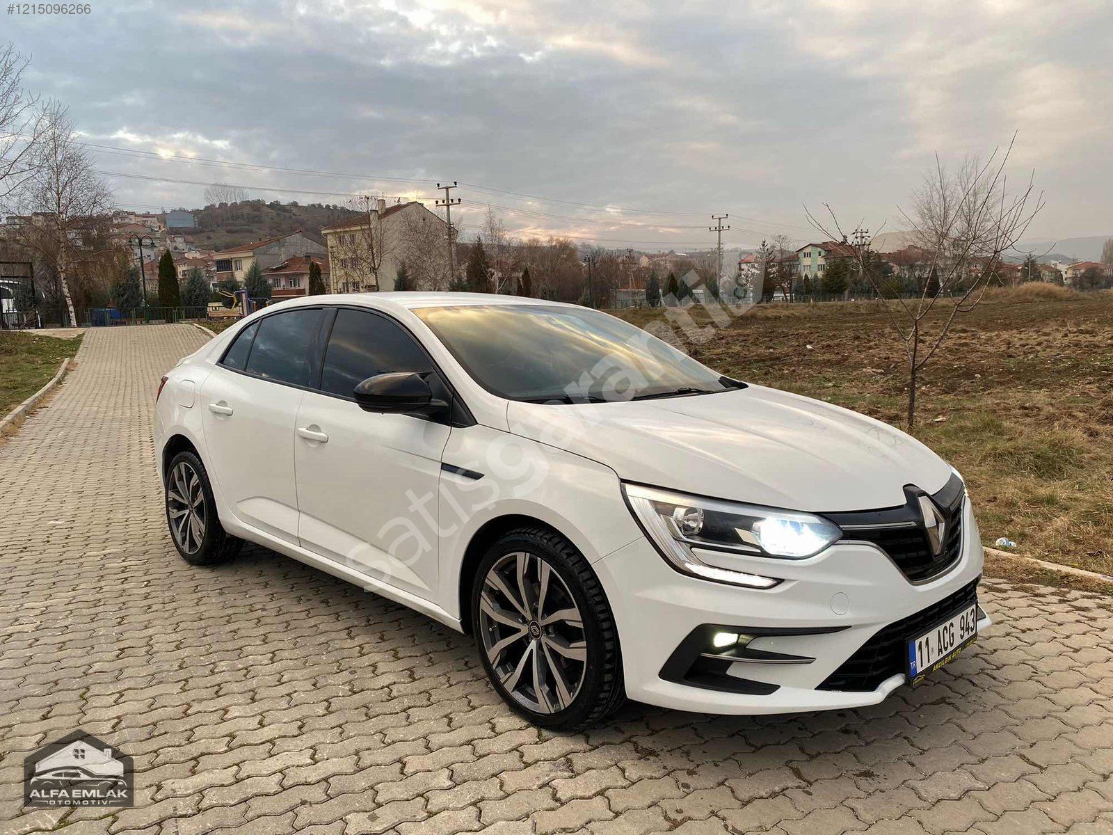 RENAULT MEGANE HATASIZ 1.3TCe JOY EDC