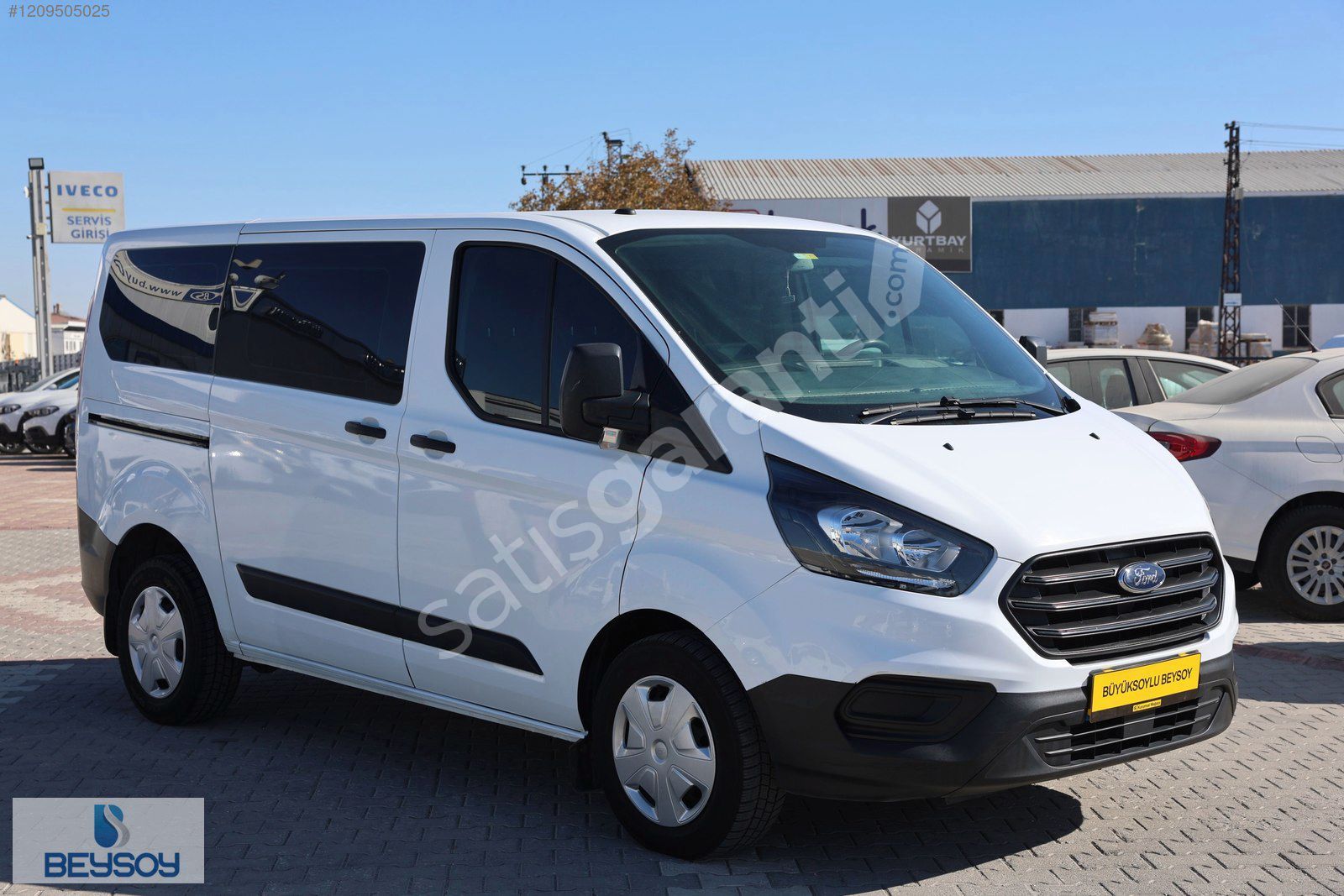 BÜYÜKSOYLU BEYSOY'DAN 2022 TRANSİT CUSTOM KOMBI VAN 5+1 2.0L