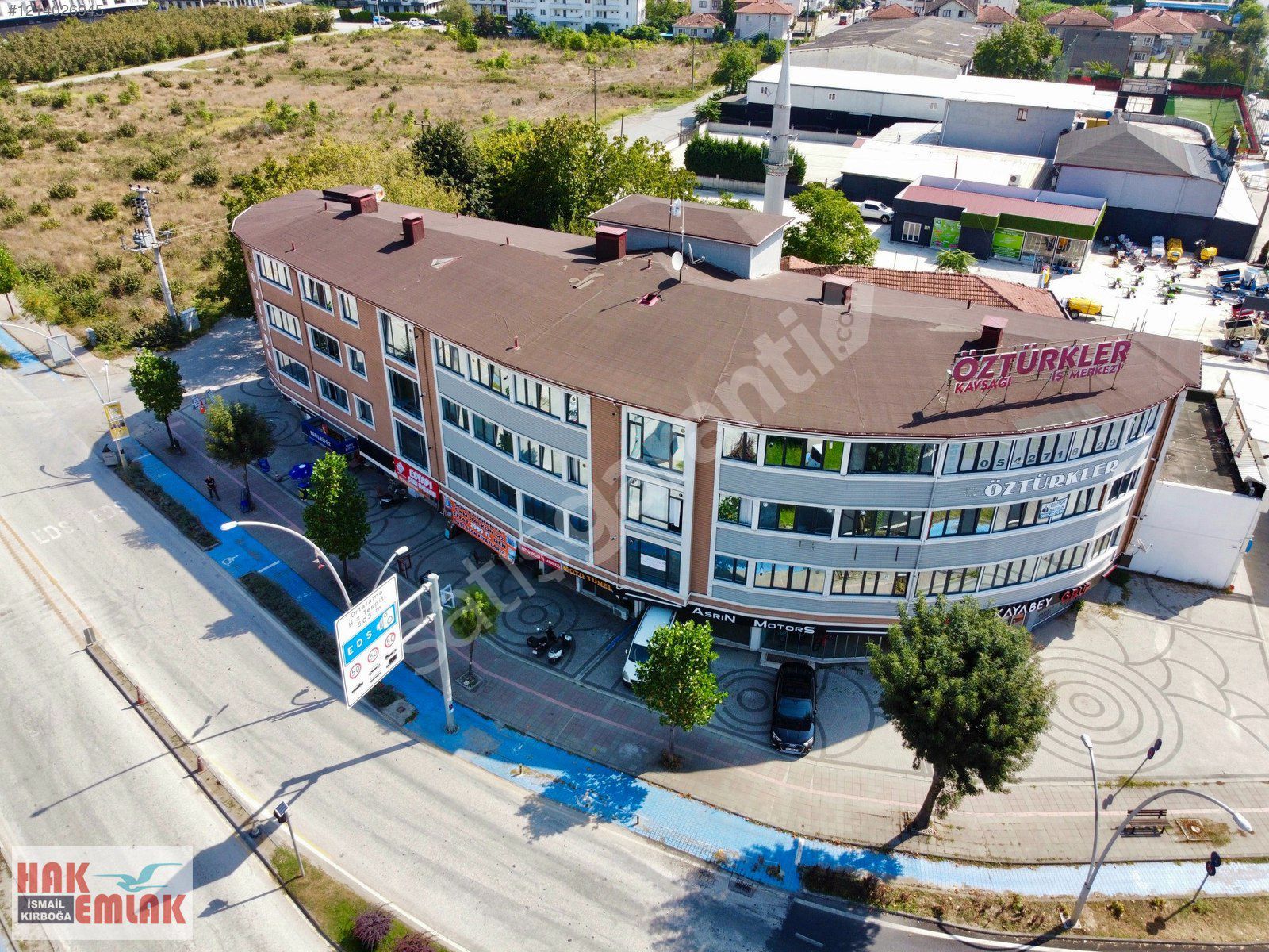 Hak Emlak'tan Uzunmustafa Mah.de Lüks Eşyalı Kiralık 1+1 Daire