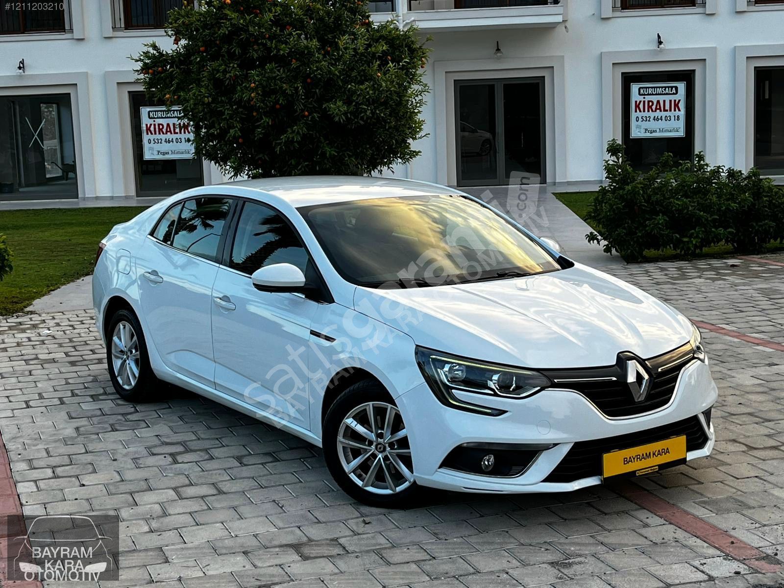 2020 ÇIKIŞLI 1.5 BLUE DCI TOUCH OTOMATİK DEĞİŞENSİZ 93.000 DE