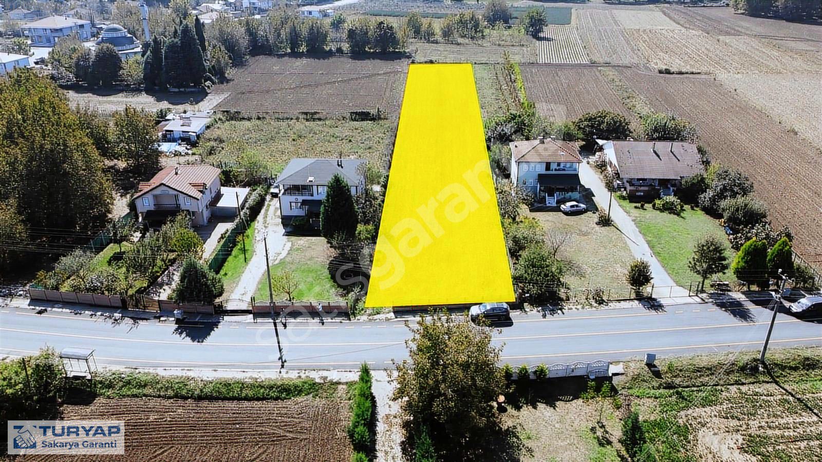 Sakarya Arifiye Mollaköyde Asfalt Yola Cepheli 2901 M2 Arsa
