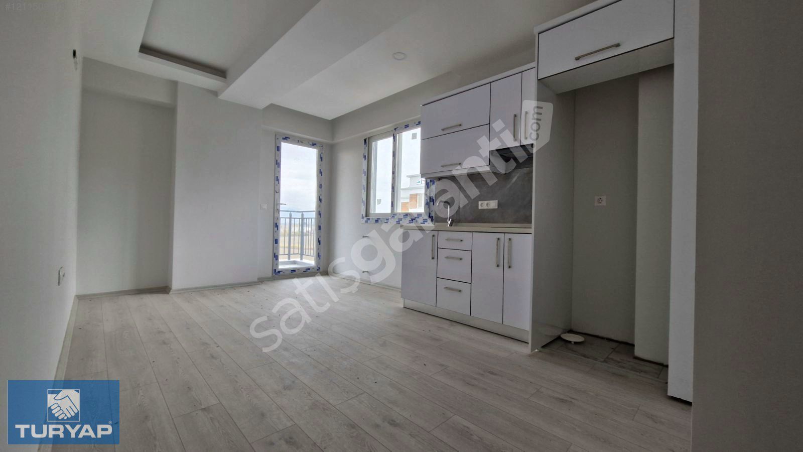MENEMEN SEYREK'TE 1+1 KİRALIK SIFIR DAİRE