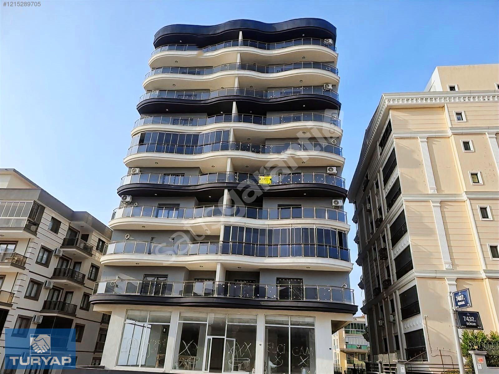 KENT 2 DE MÜKEMMEL MANZARALI GENİŞ KİRALIK DAİRE