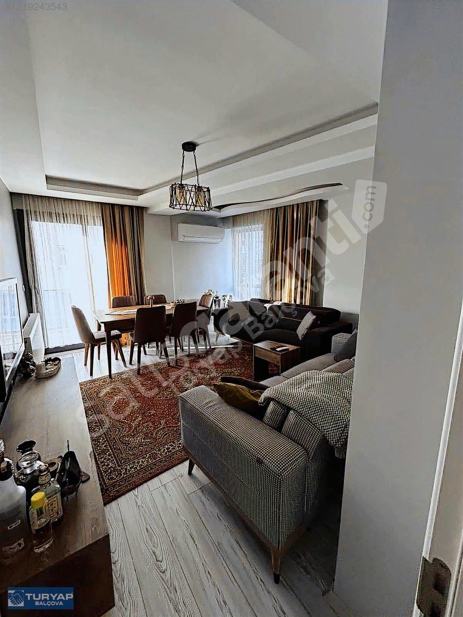 Vatan Mahallesi Merkezi Konum 5 Yıllık ARAKAT 3+1 Satılık Daire