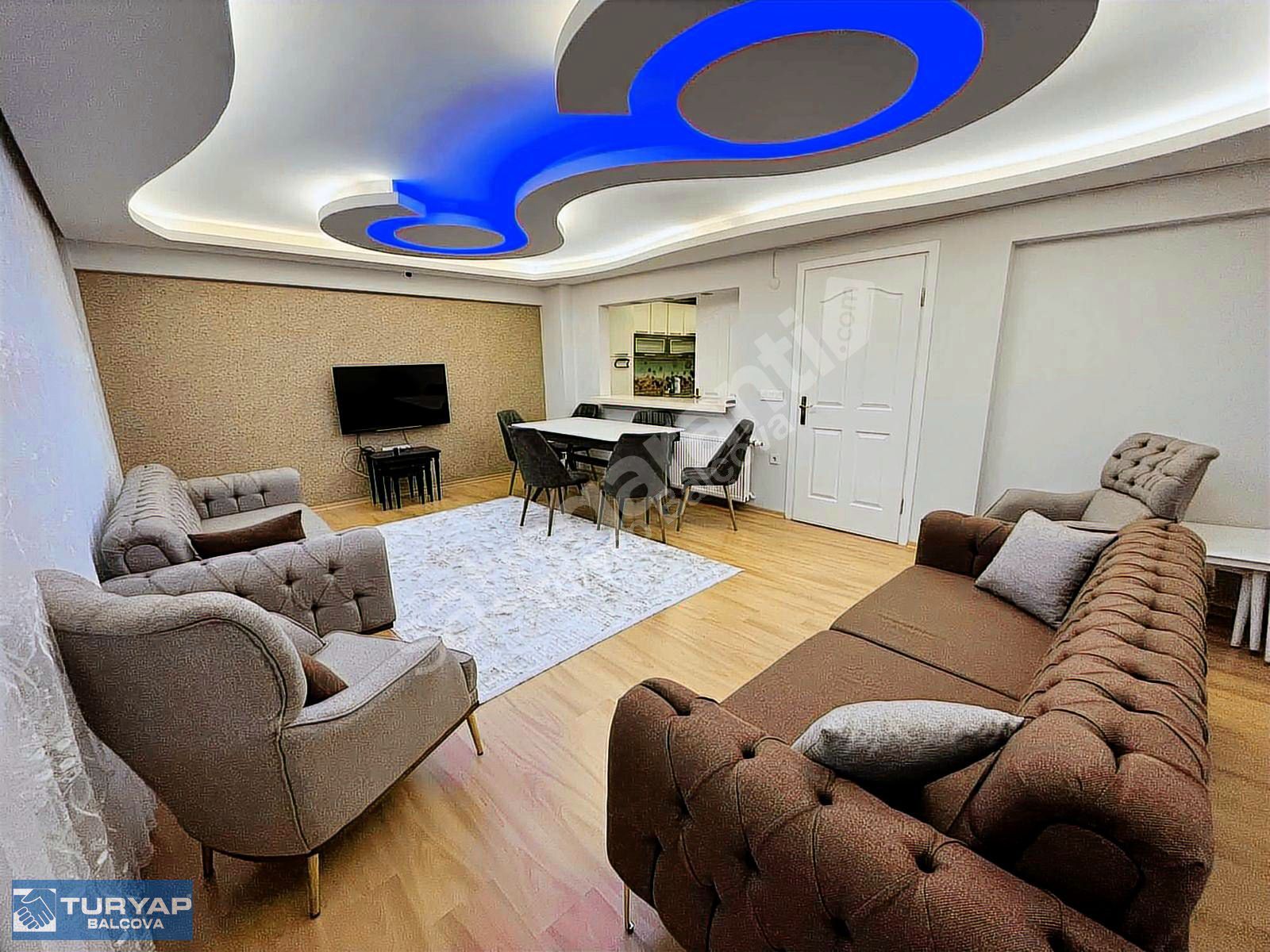 Balçova Merkezi 3+1, 130m² Yenilenmiş Çift Balkonlu BOŞ Daire