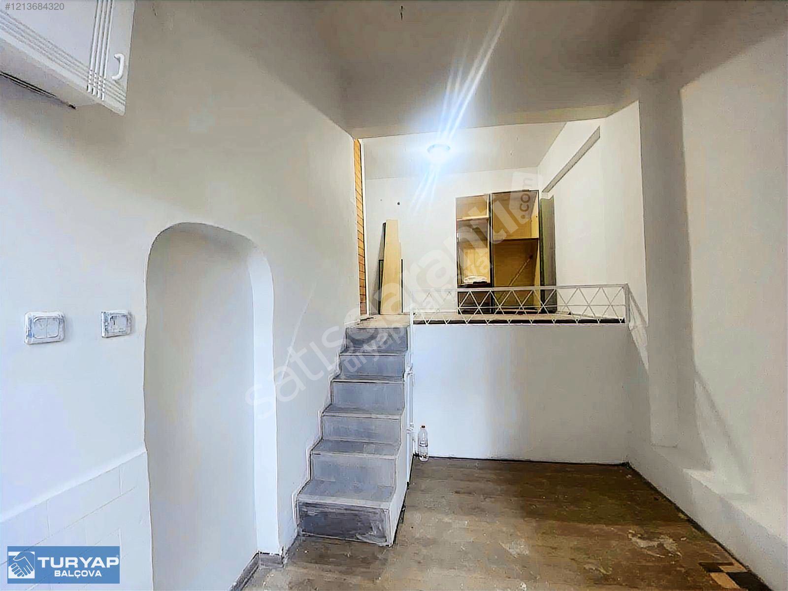 ATA CADDESİ ÜZERİ 20M² BAKIMLI KİRALIK DÜKKAN