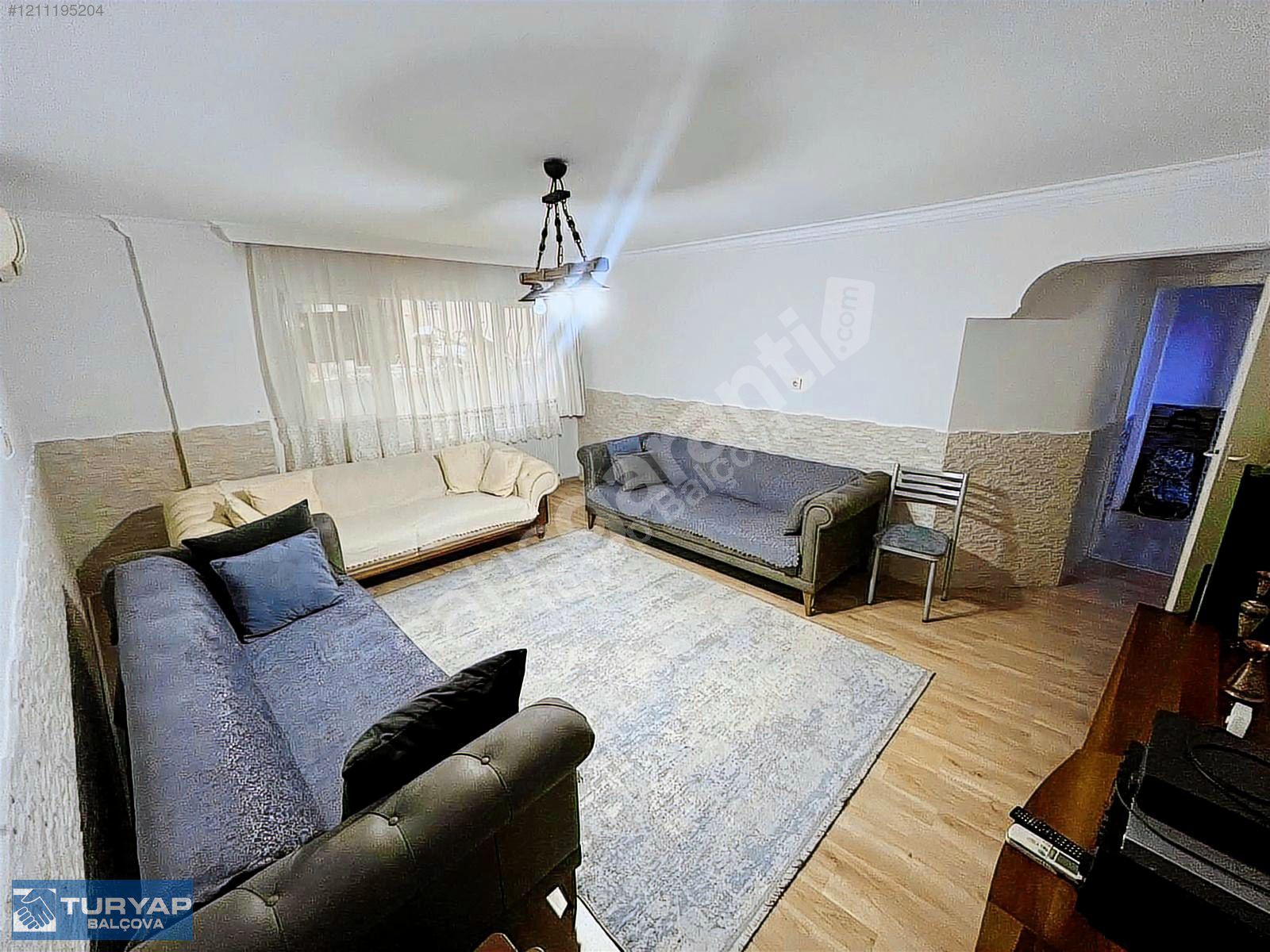 Acil 3+1, Metroya Yürüyüş Mesafesinde Otoparklı daire