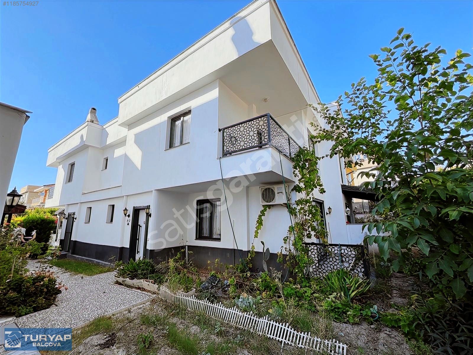 Ürkmez Payamlı da Denize 10 Dk. Mesafede Satılık 3+1 Villa