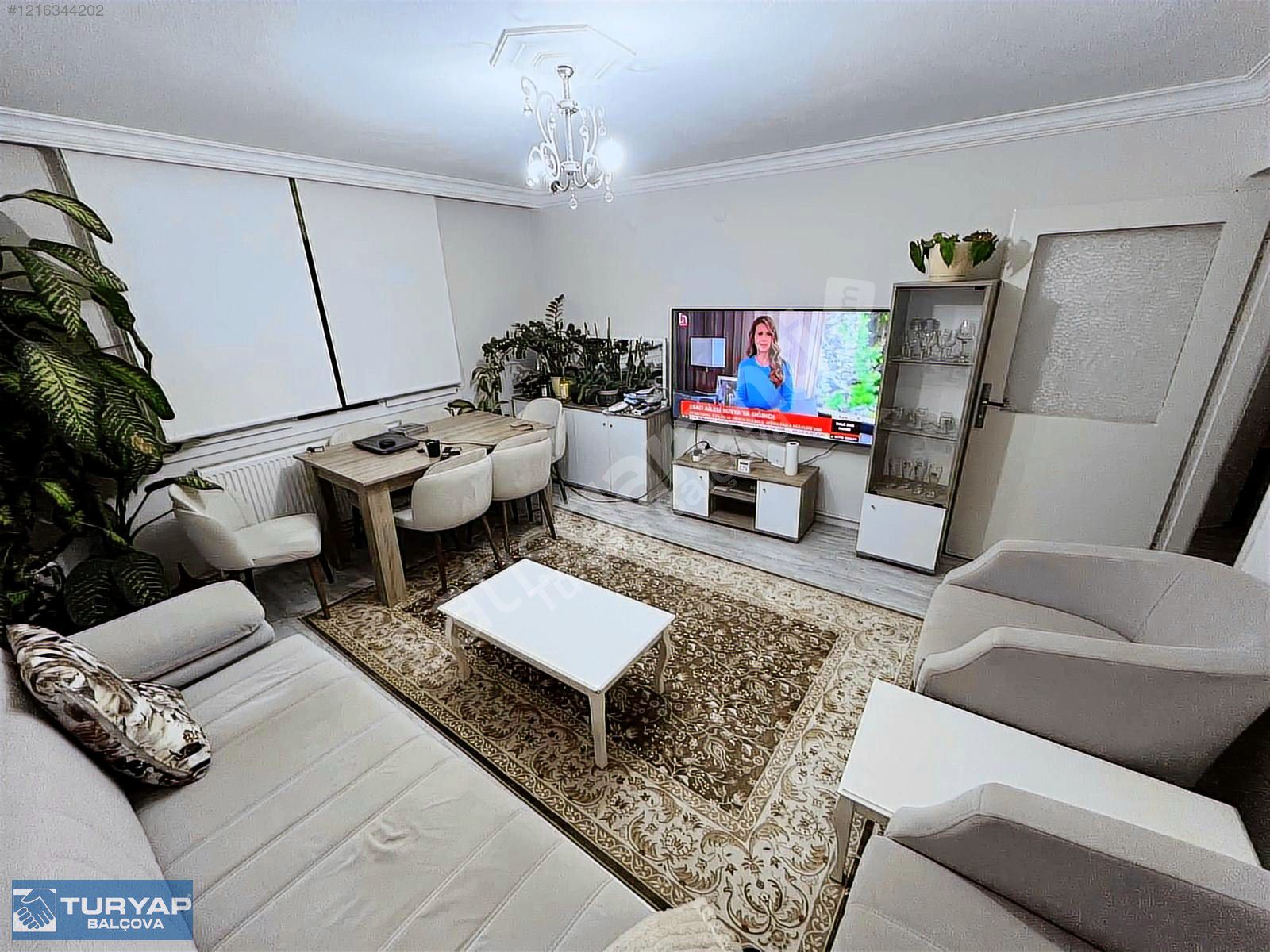 Narlıdere'de Deniz Manzaralı, Asansörlü 2+1 Daire