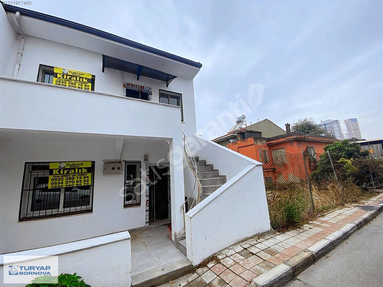 Turyap Bornova'dan Stadyum Metro Yakını Kiralık 2 Katlı İşyeri