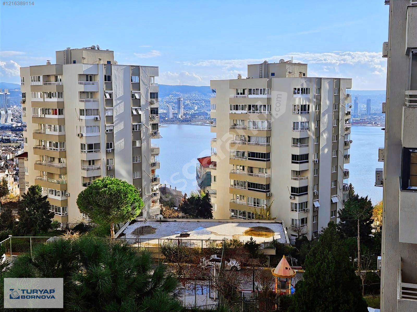 75.YIL GÖRKENT SİTESİNDE DENİZ MANZARALI SATILIK GENİŞ 3+1 DAİRE