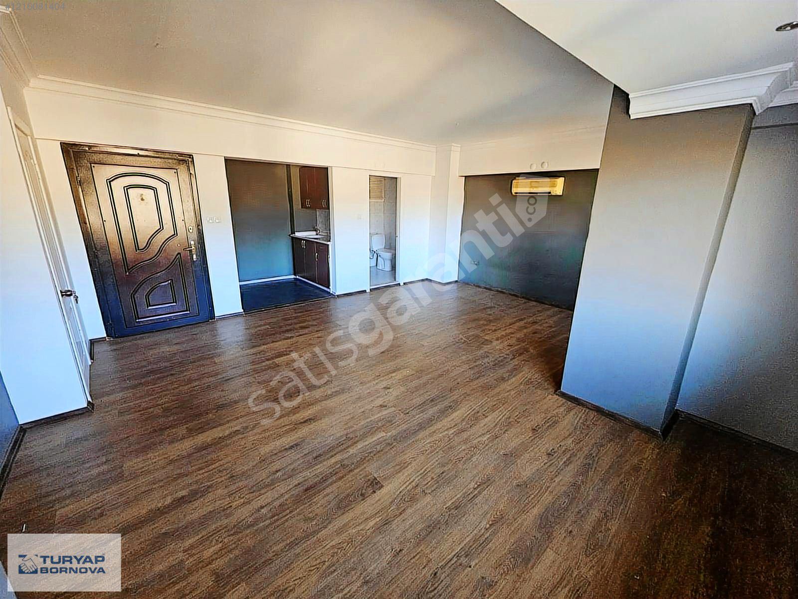 Bornova Hükümet Konağı Kazım Karabekir cad. üzeri Satılık Ofis