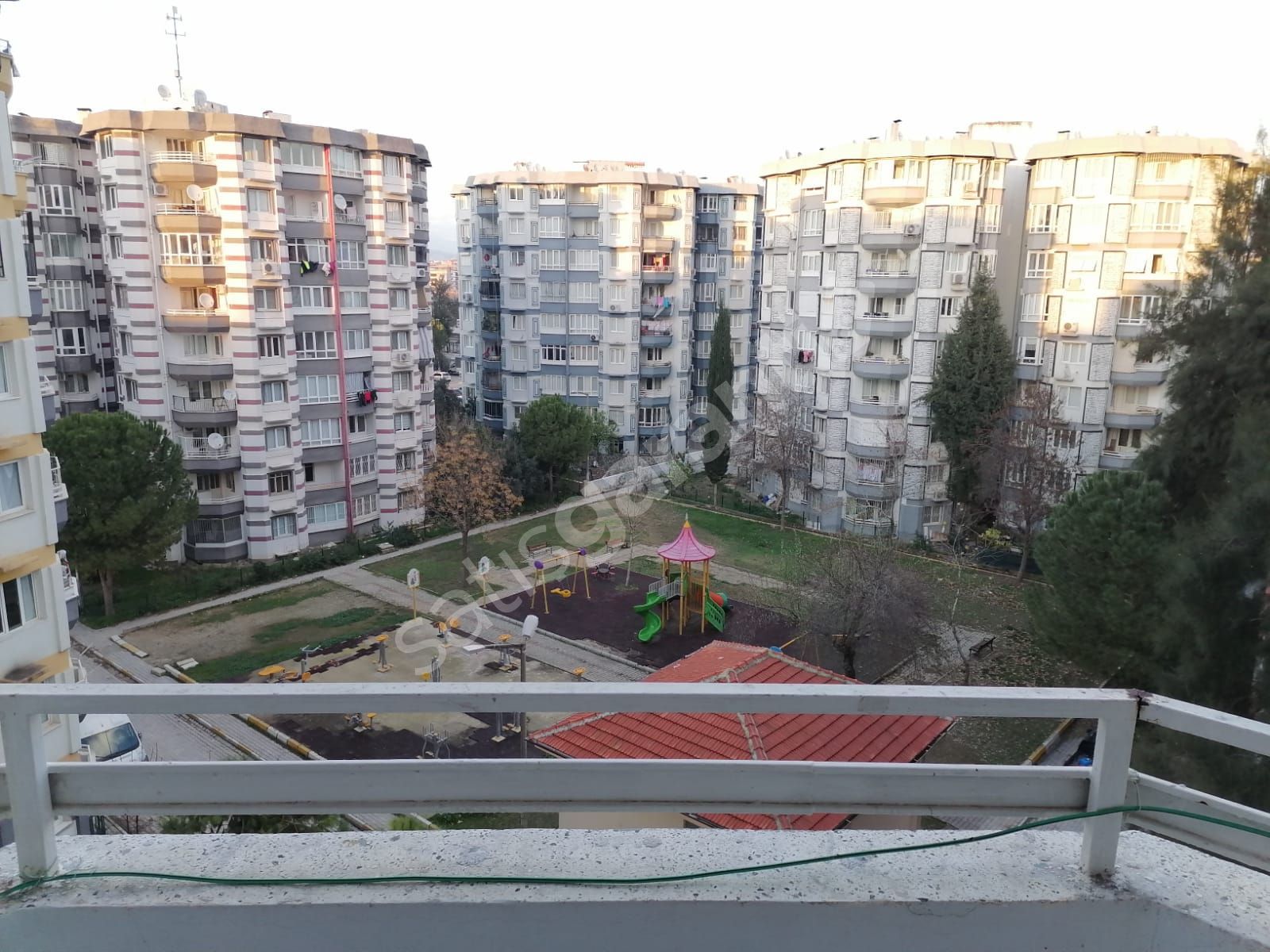 TURYAP'TAN TORBALI CUMHURİYET MAHALLESİNDE SATILIK 2+1 DAİRE
