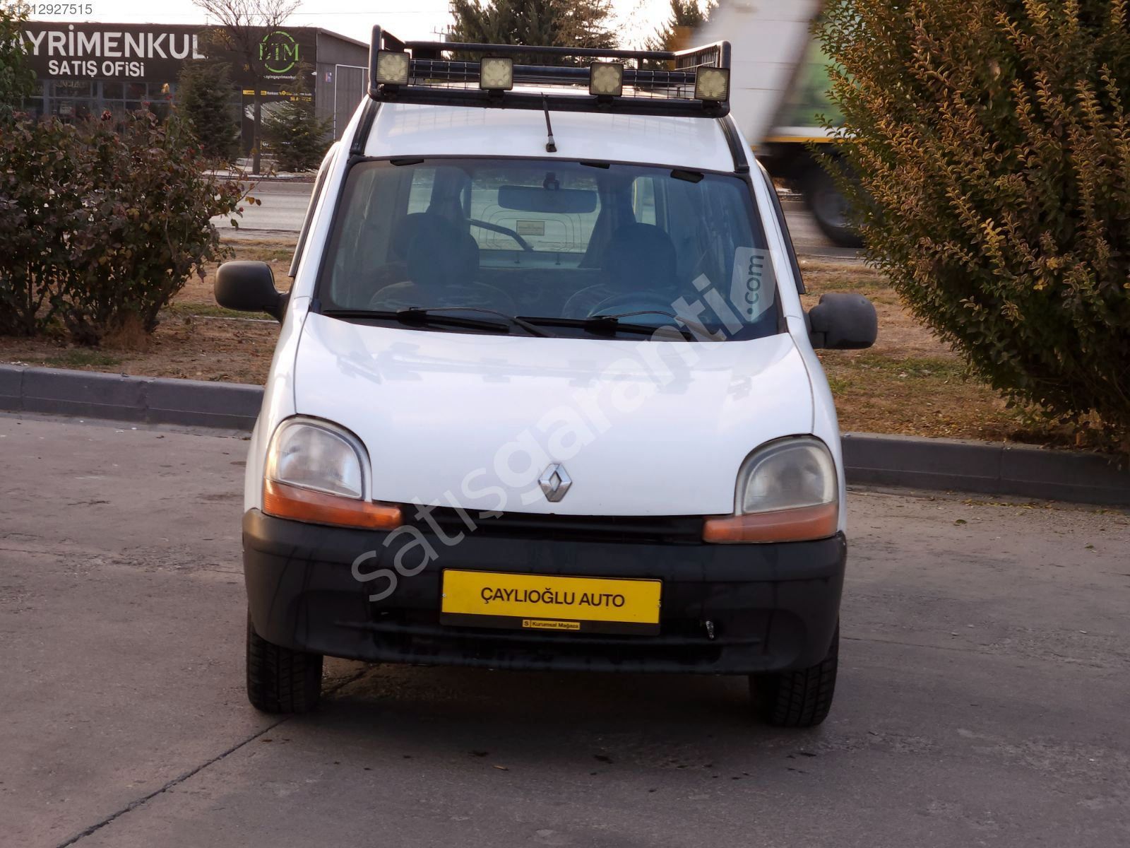 ÇAYLIOĞLU AUTODAN OTOMOBİL RUHSATLI KANGO0