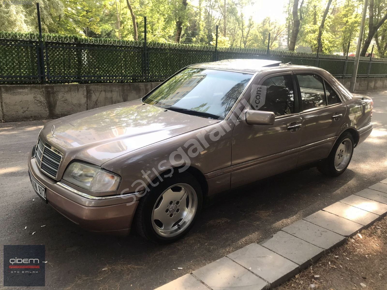 ACİL FIRSAT ARACI 1993 MODEL MERCEDES C 180