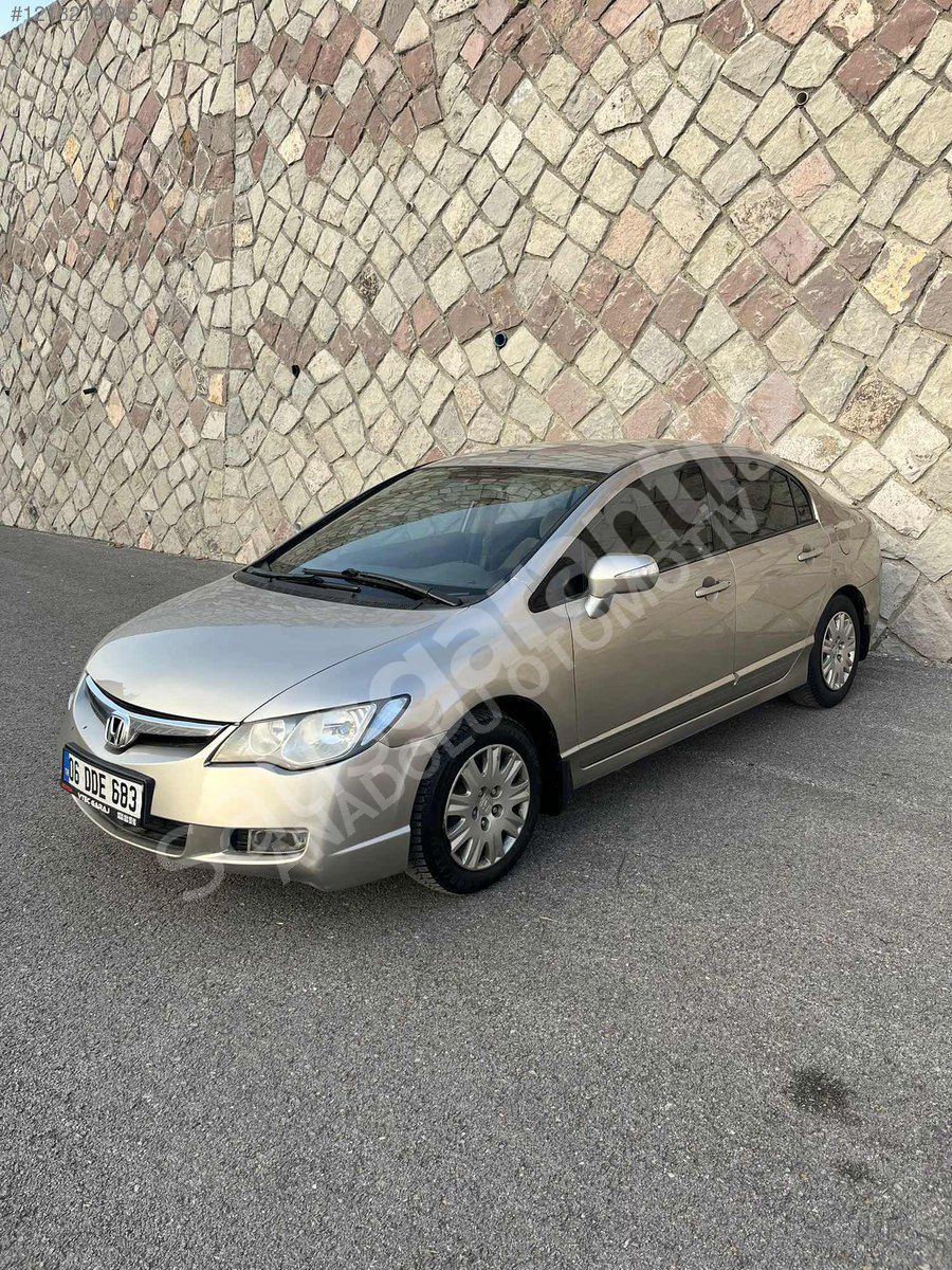 ANADOLU'DAN OTOMATİK HONDA CİVİC FD6 BAKIMLI MASRAFSIZ TERTEMİZ