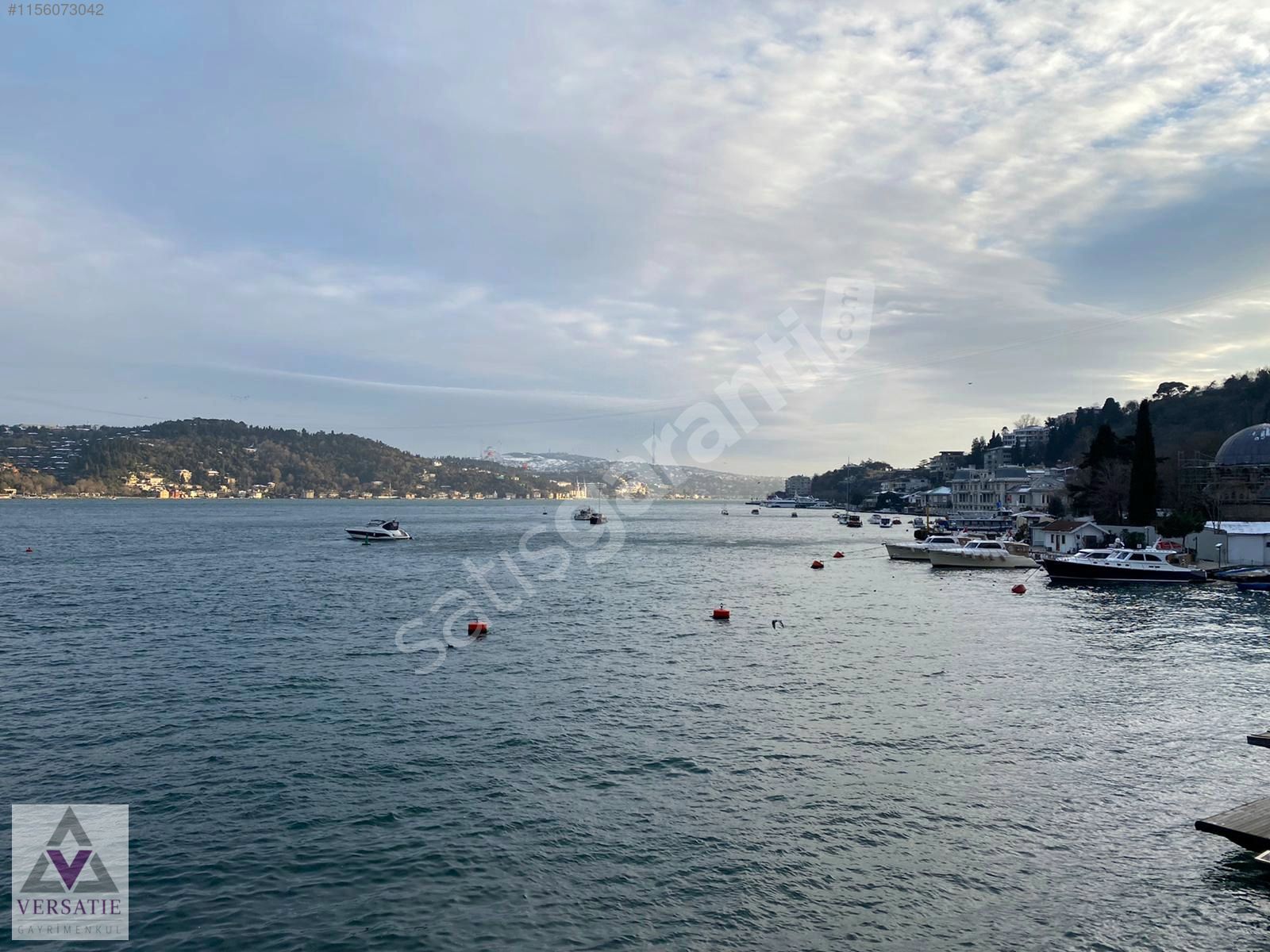 BEBEK' de, BOĞAZ MANZARALI 550 M2 SATILIK DAİRE