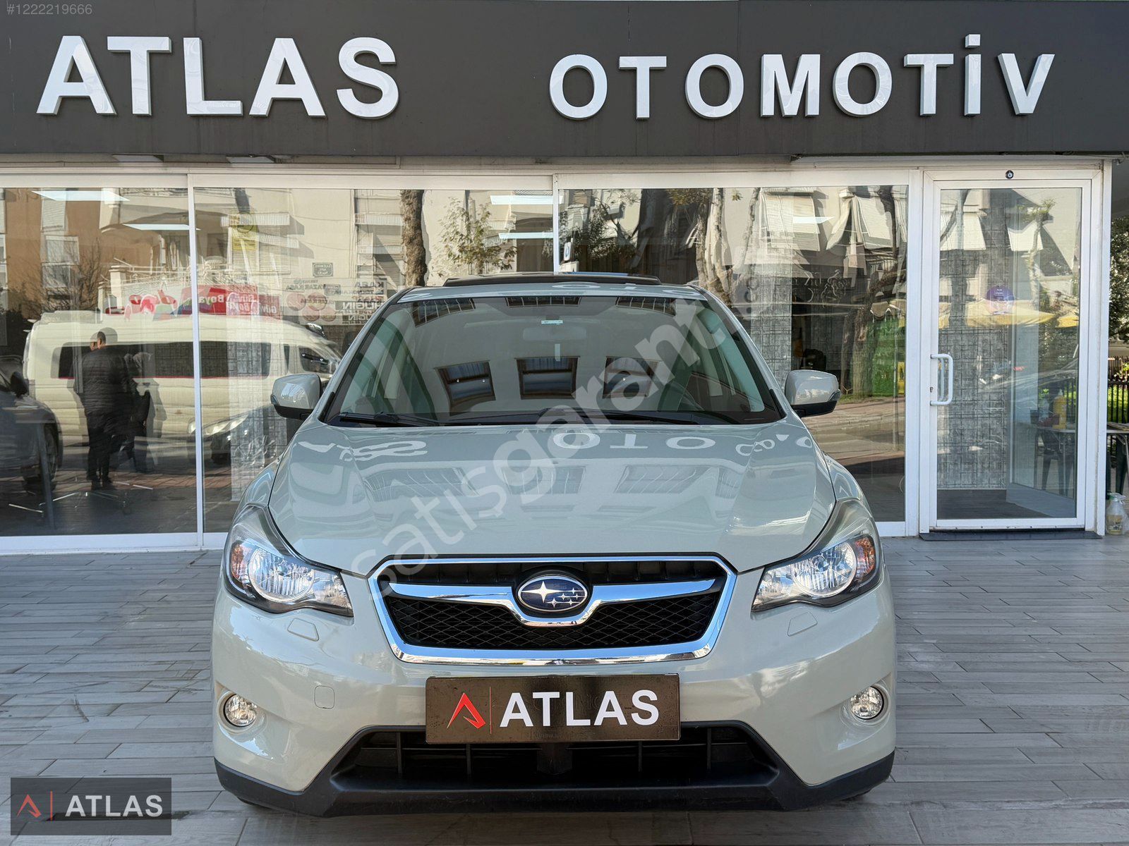 ATLAS'tan 2015 XV 1.6 Premium CVT Sunroof 77 Bin Km