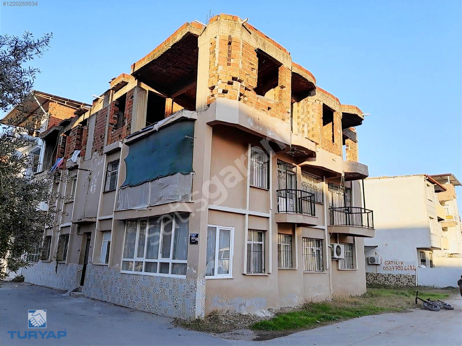 TURYAPTAN TORBALI MURATBEY MAHALLESİNDE 3+1 FIRSAT DAİRE