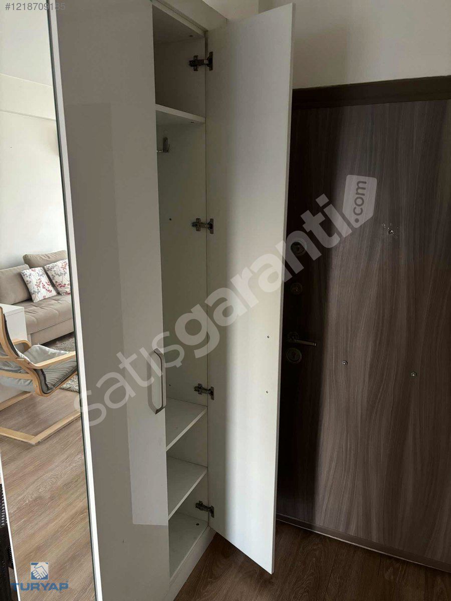 Turyap Torbalı'dan Esen11 sitesi Eşyalı Kiralık Daire