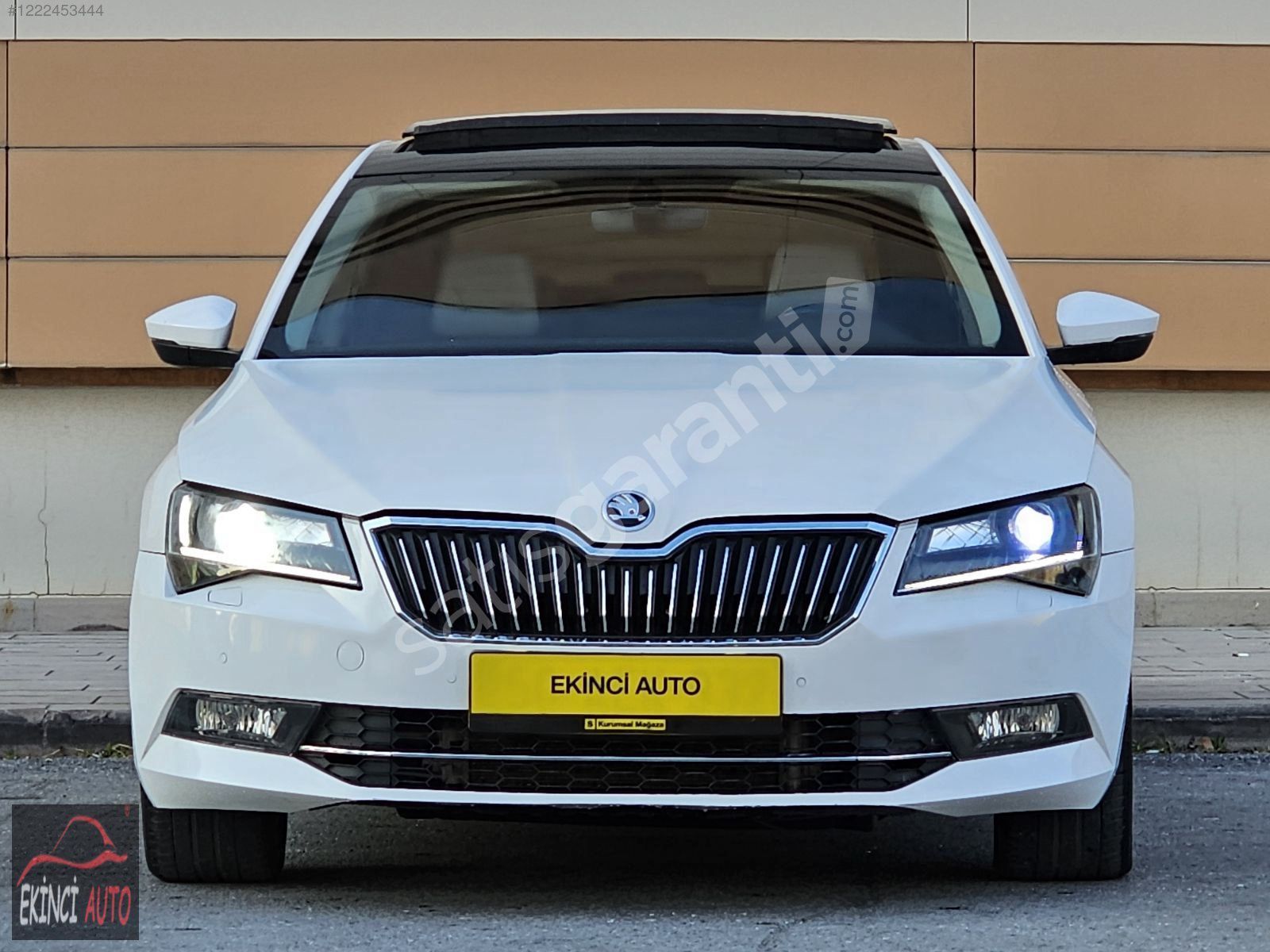 EKİNCİ AUTODAN 2015 SUPERB C.TVN OTM 2.0 TDI K.K 12 TKST İMKANI