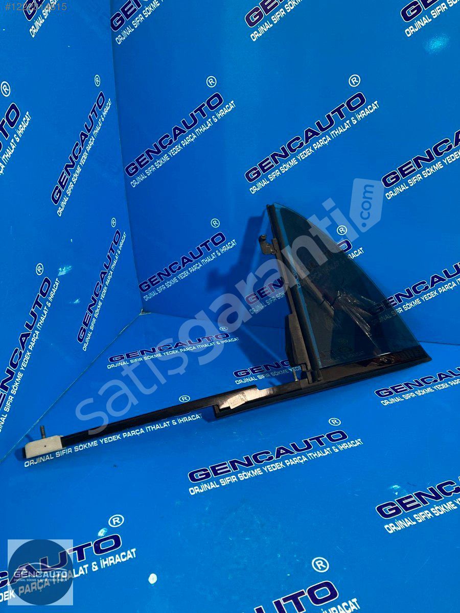 MERCEDES W118 CLA KELEBEK CAMI SÖKME ORJİNL A1187300400 SAĞ ARKA