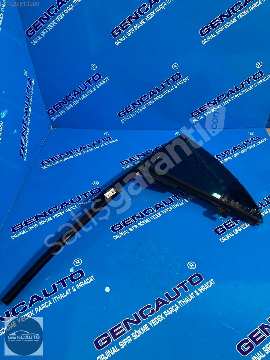 MERCEDES W118 CLA KELEBEK CAMI SÖKME ORJİNL A1187300300 SOL ARKA