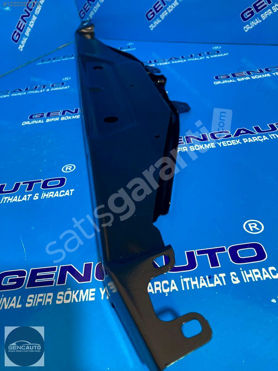 BMW F10 ÖN PANEL ÜST SACI SIFIR İTHAL 51647200689