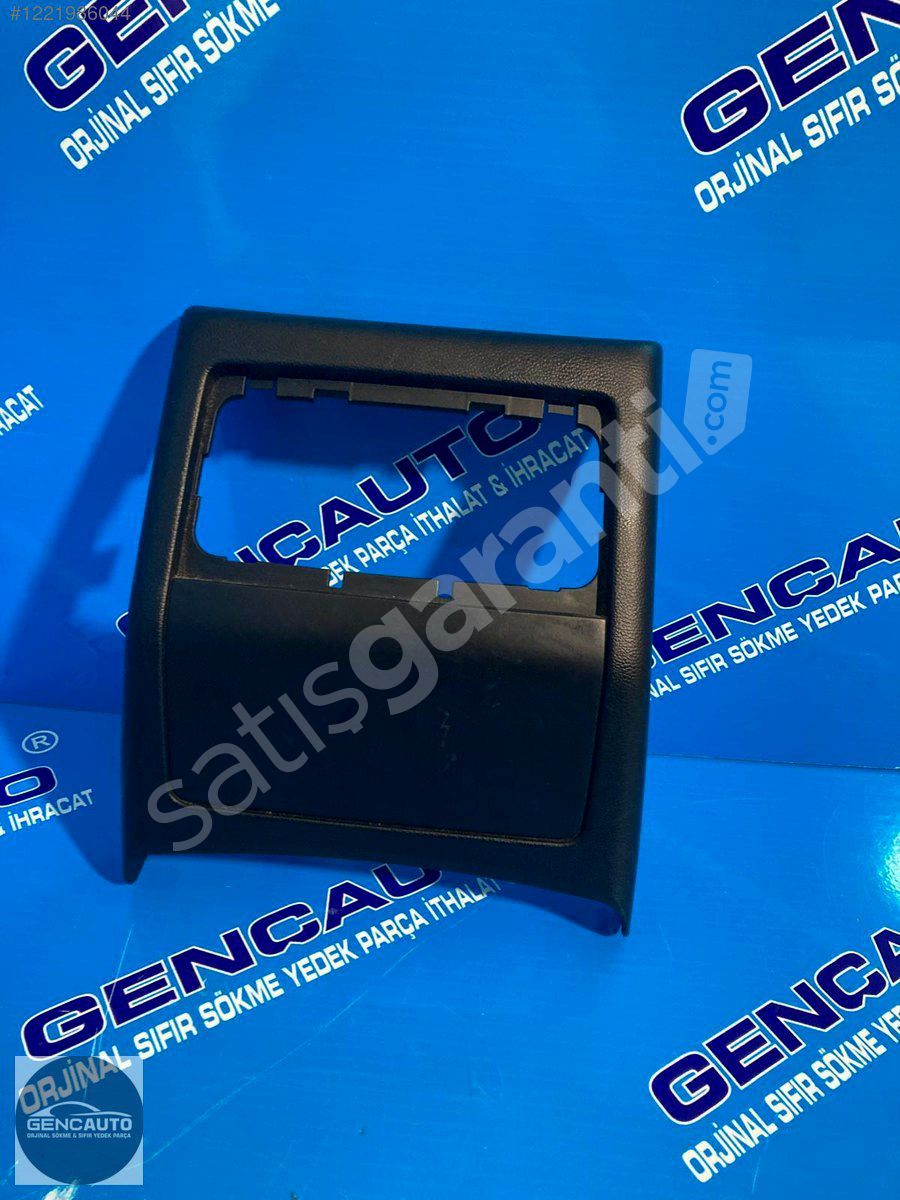 BMW E90 ORTA KONSOL ARKA KAPAK SÖKME ORJİNAL 51167132381 SİYAH
