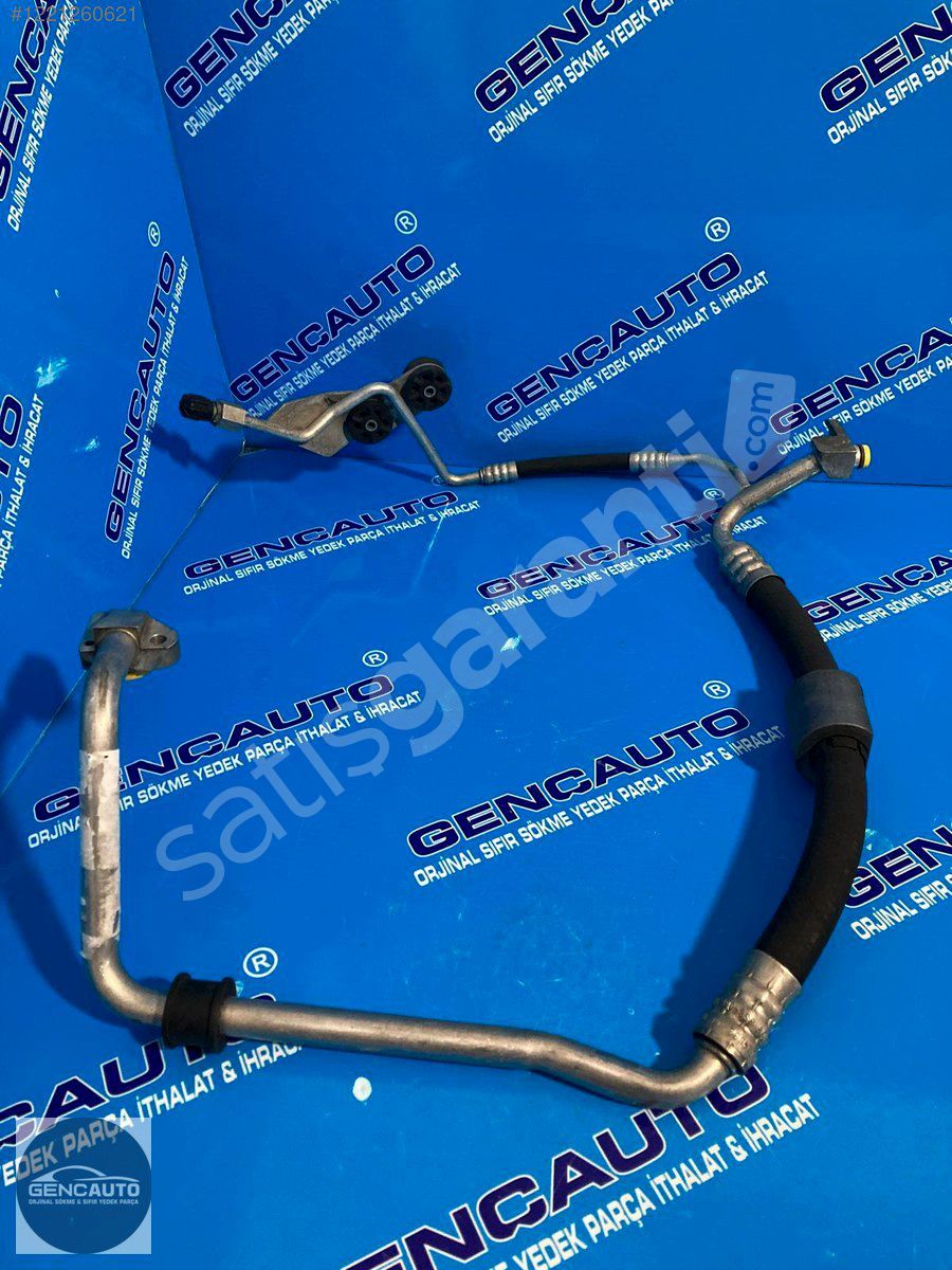 BMW E60 KLİMA BORUSU SÖKME ORJİNAL 64536989858