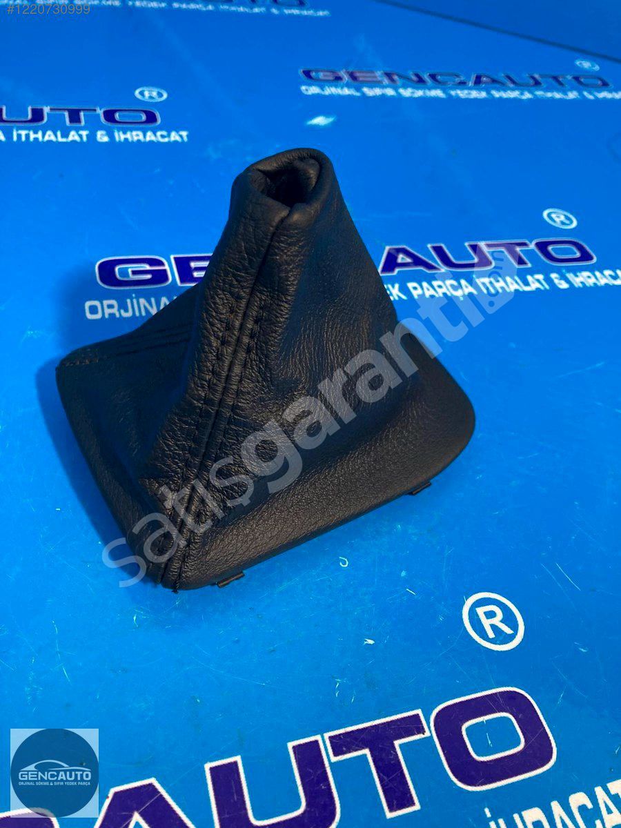BMW E90 OTOMATİK VİTES KÖRÜĞÜ SÖKME ORJİNAL 7592028 SİYAH