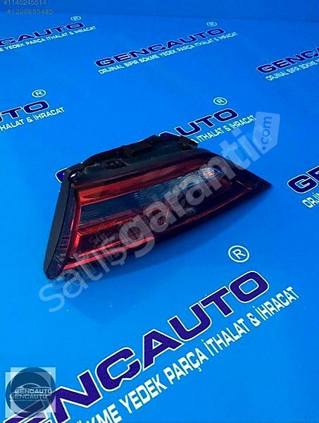 AUDİ A3 SEDAN BAGAJ STOP LED SAĞ SÖKME ORJİNAL OEM 8V5945076