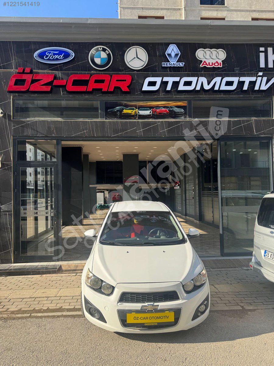 ÖZ-CAR OTOMOTİVDEN 2011 CHEVROLET AVEO HB 1.4 LTZ