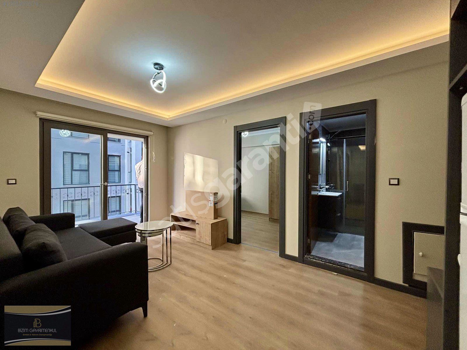 GÖRÜKLE'DE SİTE İÇİ HAVUZLU OTURUMA HAZIRSIFIR 2+1 SATILIK DAİRE
