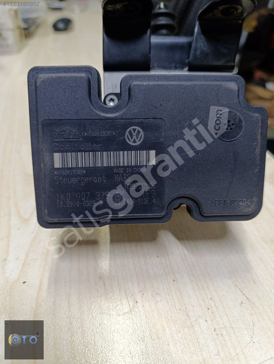 VW GOLF ABS BEYNİ 1K0907379AK / 1KD614117D