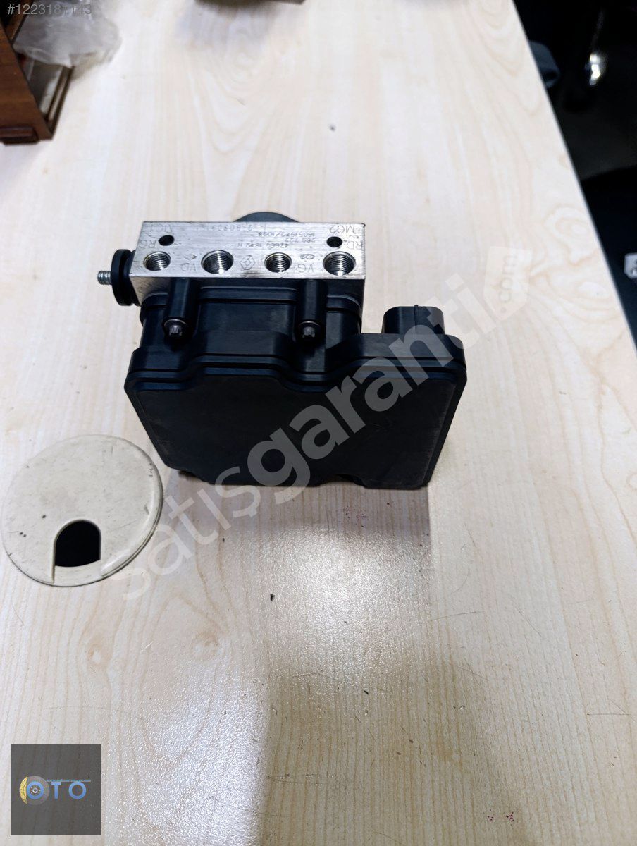 RENAULT CAPTUR CLİO ABS BEYNİ 476601842R