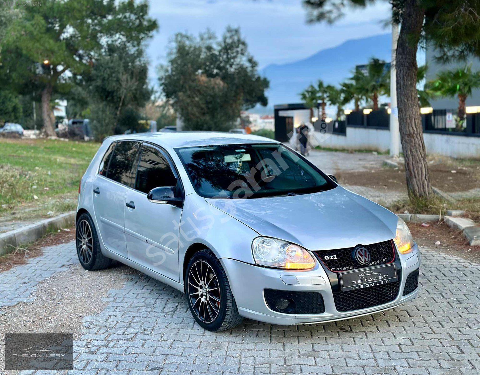 THE GALLERY 2004 GOLF 5 1.6 BENZİN&LPG (K.KARTI 12 TAKSİT)