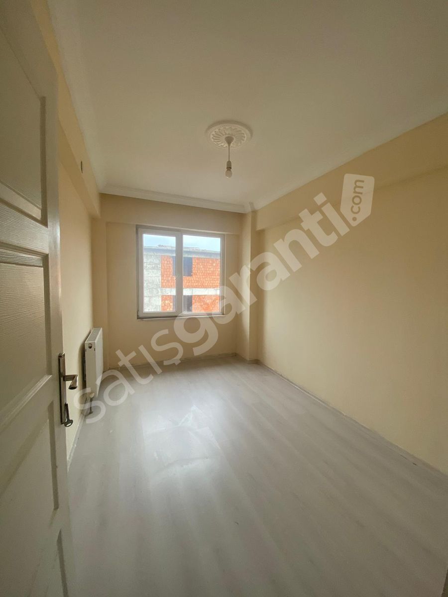 13- ŞEKER EMLAK HANTEK BLOKLARI KİRALIK 3+1-130 m2 YENİ DAİRE