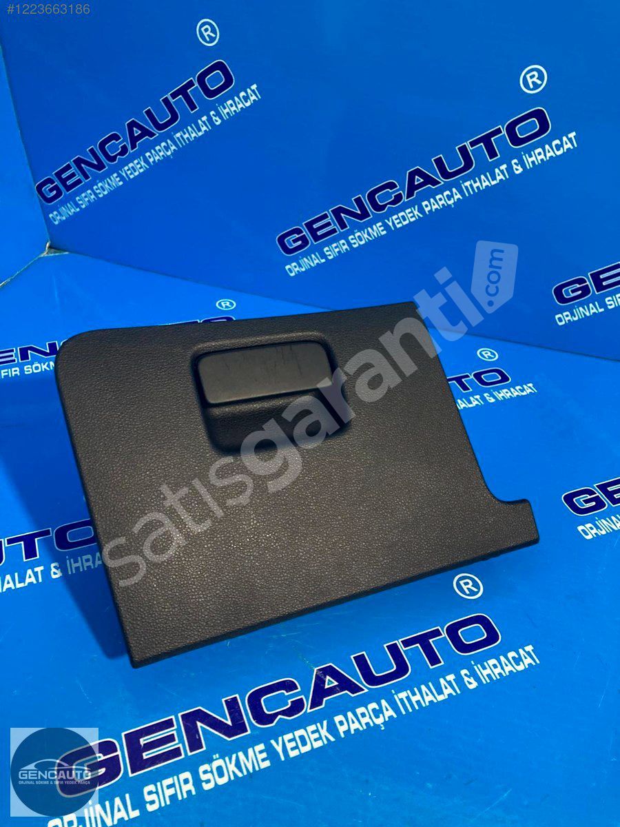 VW GOLF 7 TORPİDO YAN CEPLİK SÖKME ORJİNAL 5G1857924 SOL