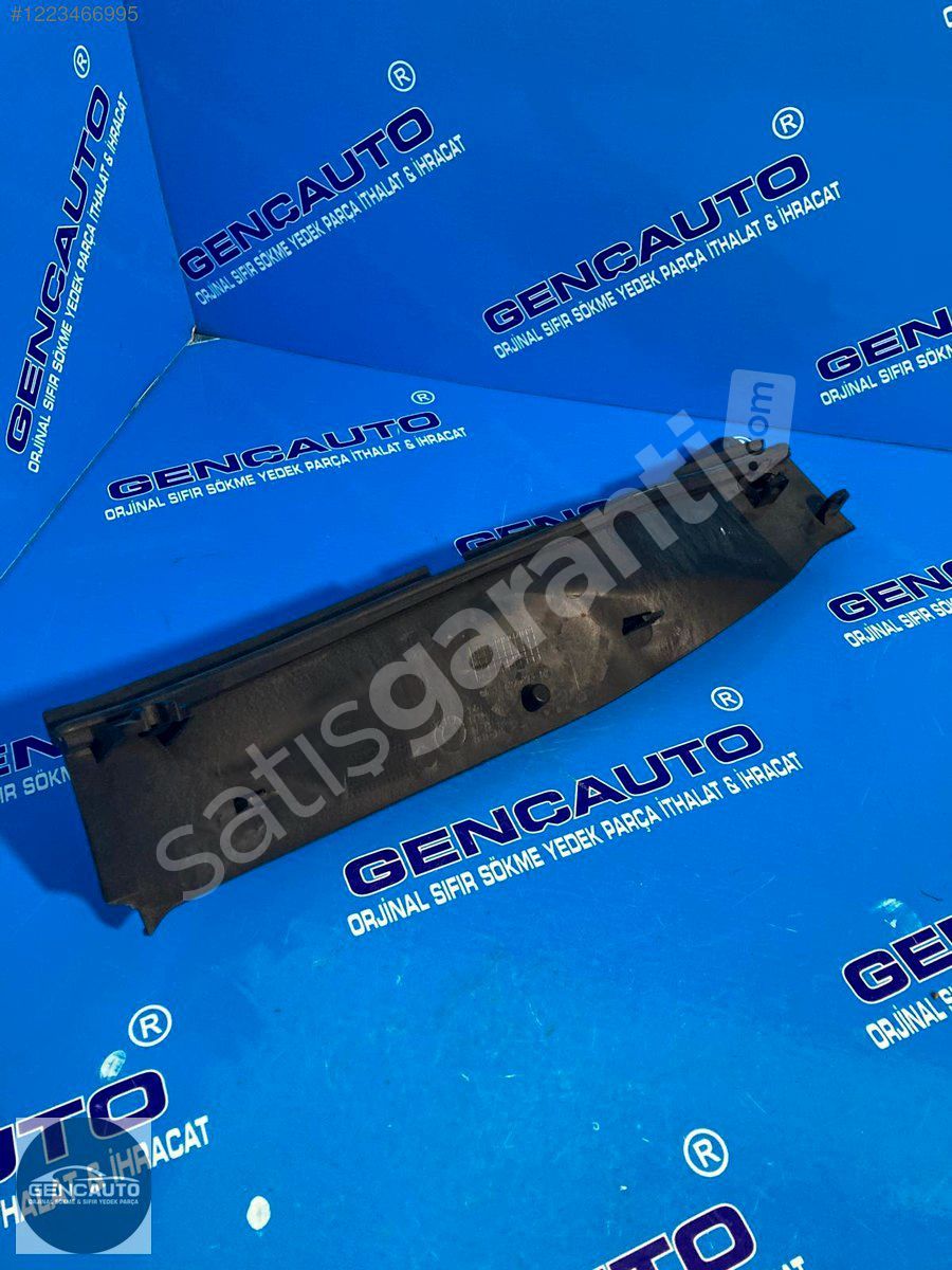 BMW E87 MOTOR İÇİ YALITIM BÖLMESİ SÖKME ORJ 64316925973 SOL