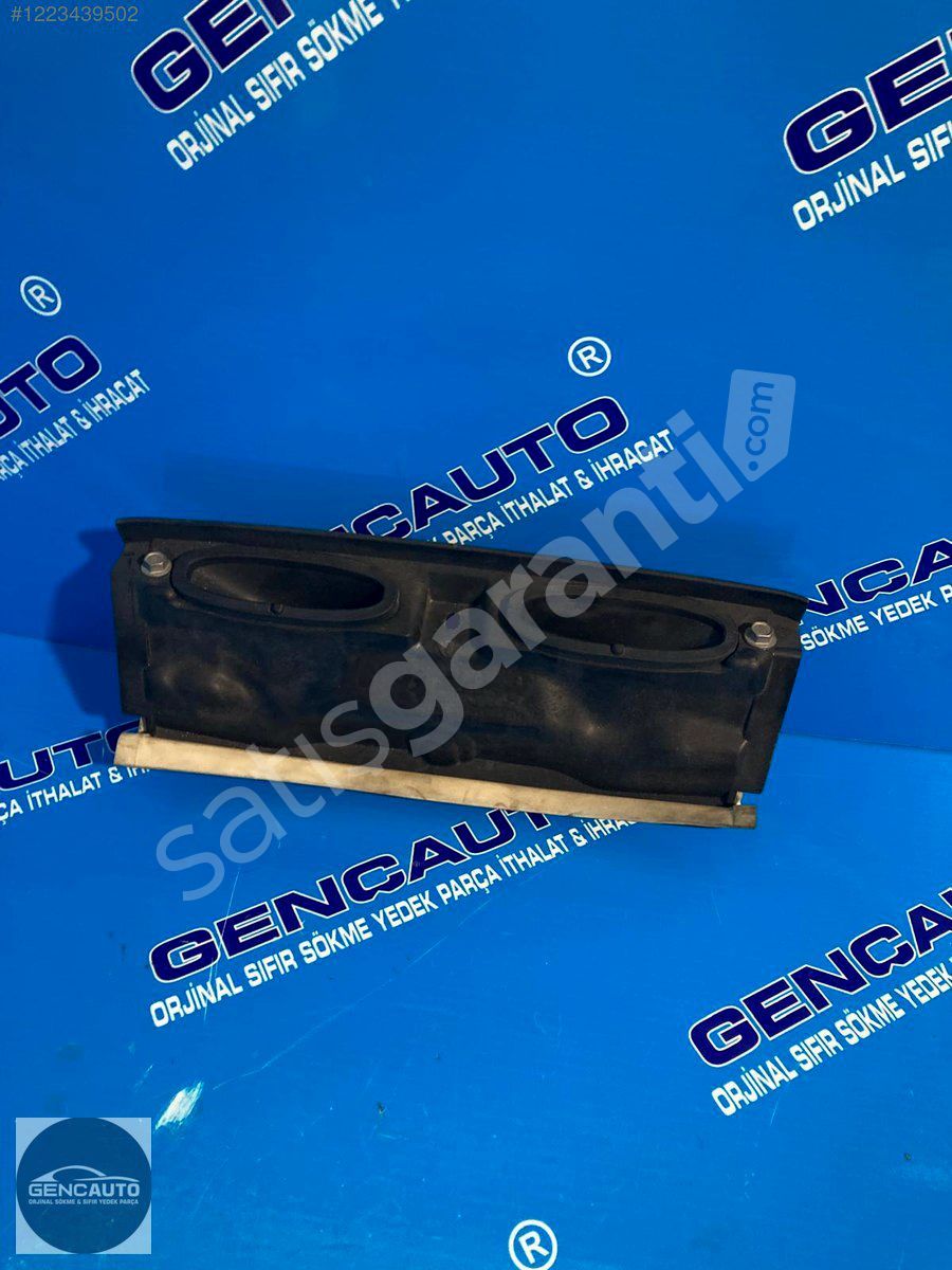 BMW E87 MOTOR İÇİ YALITIM BÖLMESİ SÖKME ORJ 64316977758 ORTA