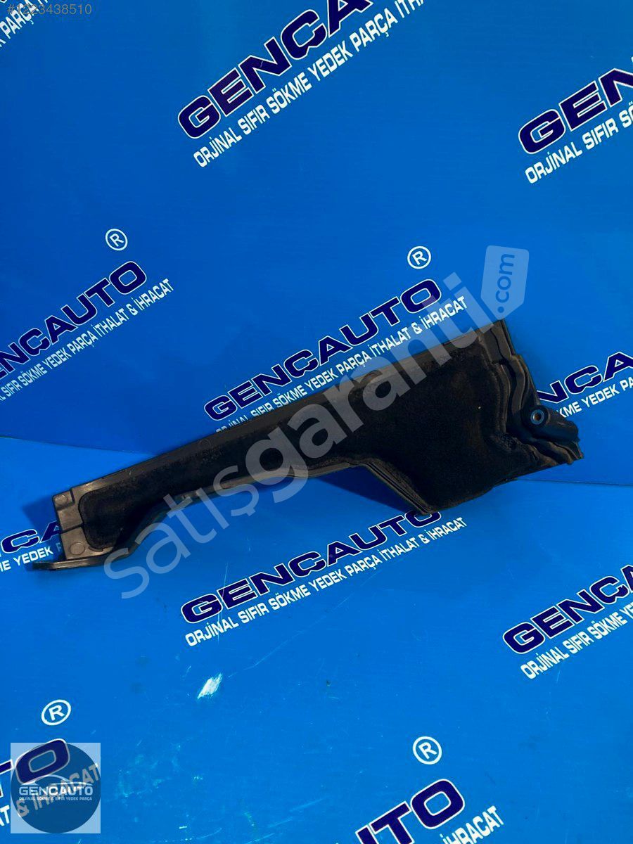 BMW F10 MOTOR İÇİ YALITIM BÖLMESİ SÖKME ORJ 51717204336 SAĞ