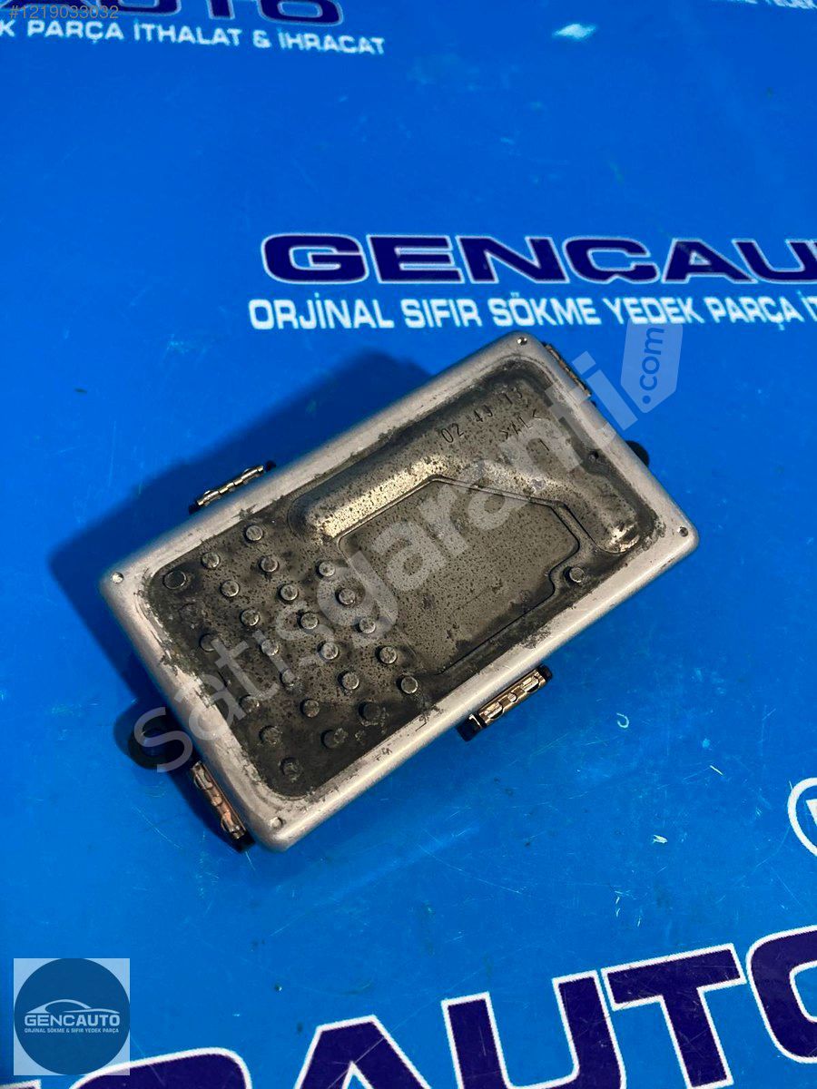 BMW F10 FAN REGÜLATÖRÜ SÖKME ORJİNAL 9311938