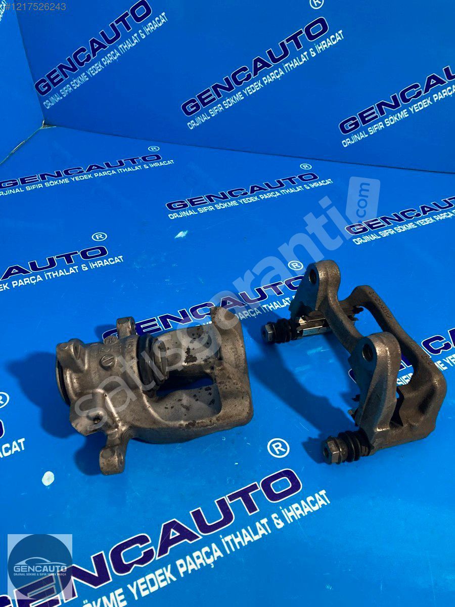 MERCEDES W117 CLA FREN KALİPERİ ARKA SÖKME ORJ A2464232499 SOL