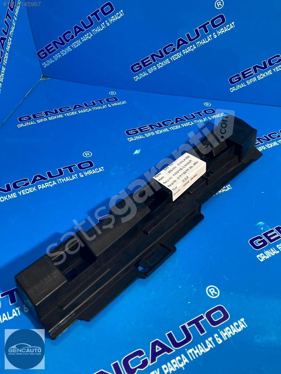 BMW F30 MARŞPİYEL İÇ BAKALİTİ SÖKME ORJ 51777256915 SOL ORTA