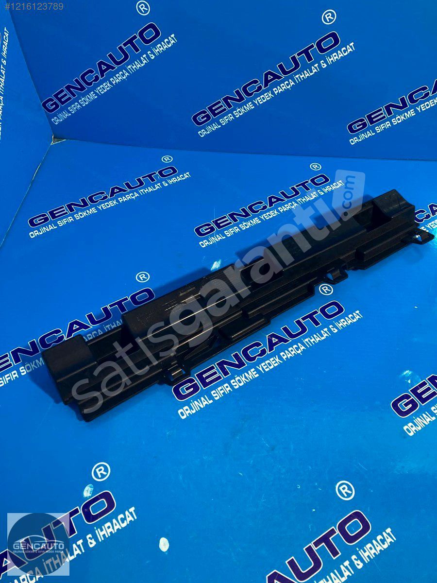 BMW F30 MARŞPİYEL İÇ BAKALİTİ SÖKME ORJ 51777256916 SAĞ ÖN